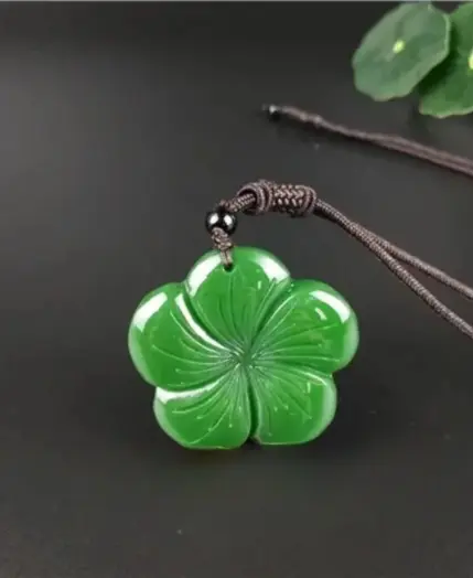 Natural Green Chinese Jade Clover Pendant Necklace Fashion Accessories Charm Jewelry Carved Amulet Gifts for Her Women Men 1