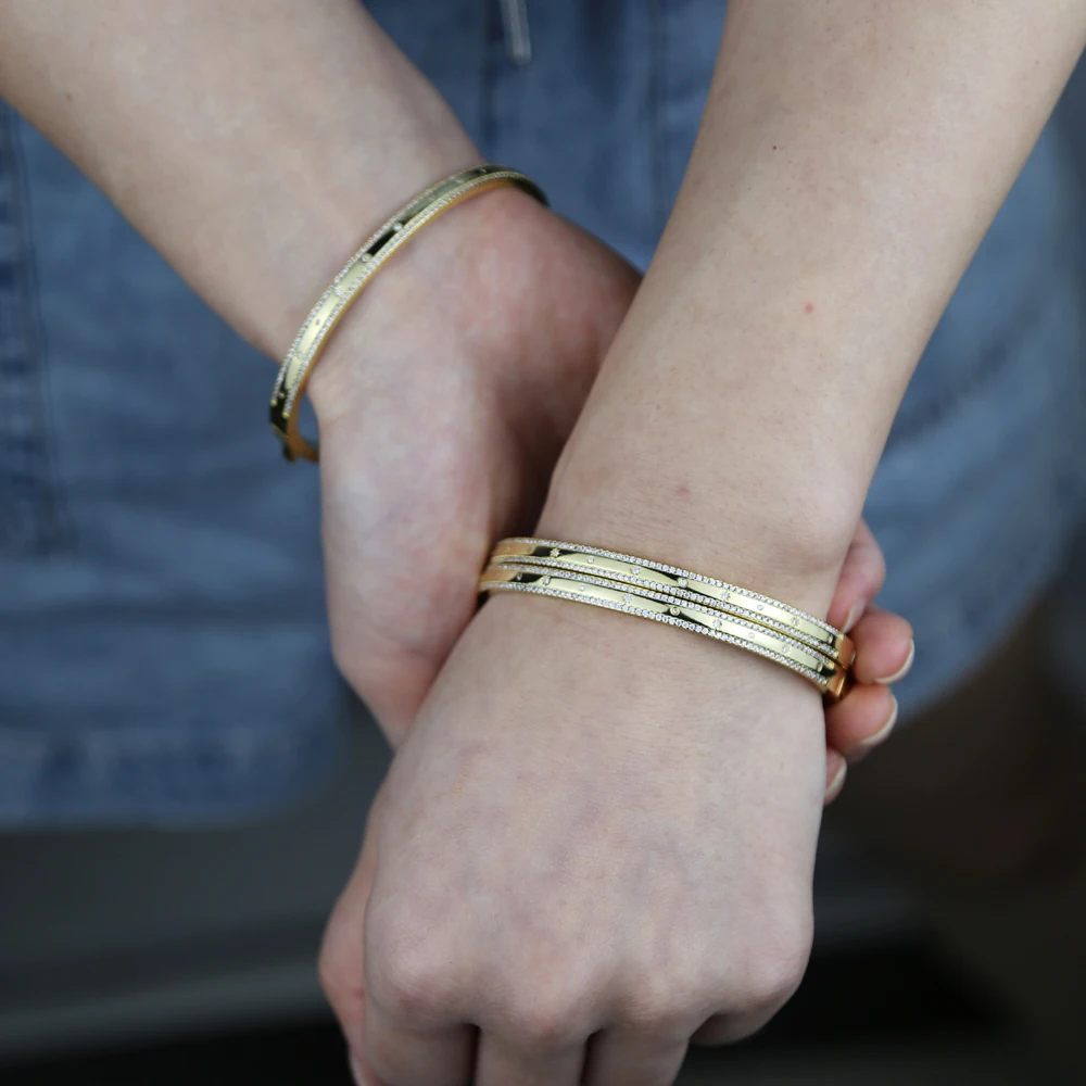 Gold Color Inner 58-60mm Bangle Bracelet For Women European Classic Fashion Micro Pave CZ Star Fashion Jewelry