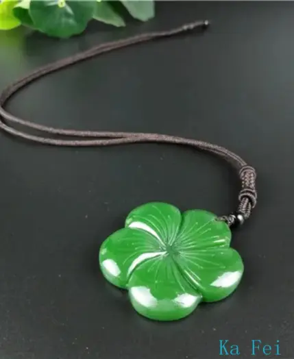 Natural Green Chinese Jade Clover Pendant Necklace Fashion Accessories Charm Jewelry Carved Amulet Gifts for Her Women Men 2