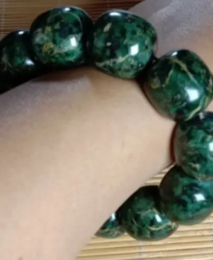 Natural Tibetan Tibetan Jade Medicine King Stone Serpentine Gold Flower Old Bead Bracelet Men's and Women's Health Care Jewelry 3