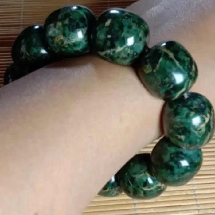 Natural Tibetan Tibetan Jade Medicine King Stone Serpentine Gold Flower Old Bead Bracelet Men's and Women's Health Care Jewelry 3 Natural Tibetan Tibetan Jade Medicine King Stone Serpentine Gold Flower Old Bead Bracelet Men's and Women's Health Care Jewelry 3
