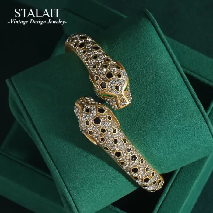 Luxury Vintage 18K Gold Plated Leopard Head Crystal Open Bangle Adjustable Design Women's Fashion Jewelry Gift 1 Luxury Vintage 18K Gold Plated Leopard Head Crystal Open Bangle Adjustable Design Women's Fashion Jewelry Gift 1