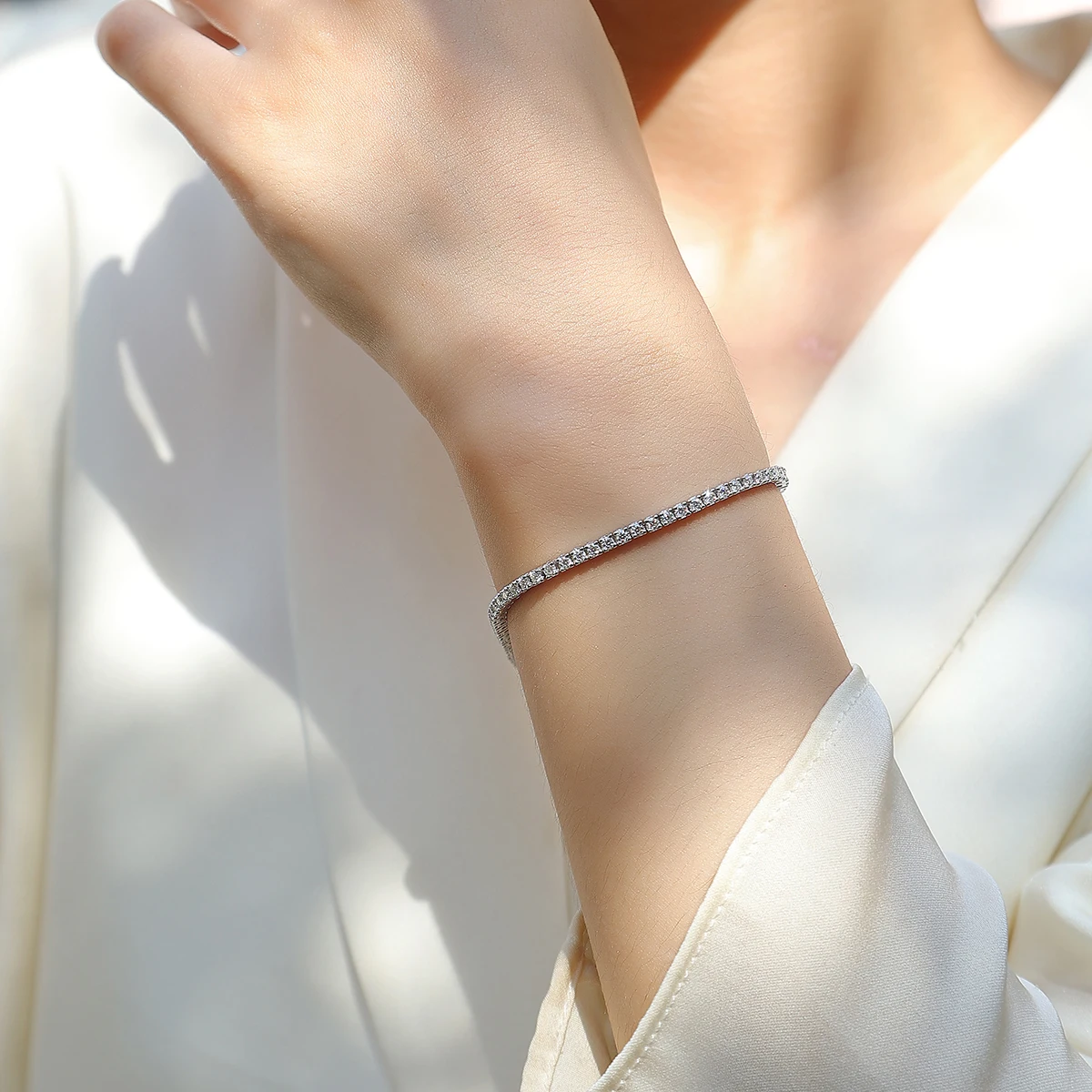 S925 Sterling Silver Moissanite Tennis Bracelet for Women Simple Row Design Elegant Sparkling Jewelry for Daily Wear