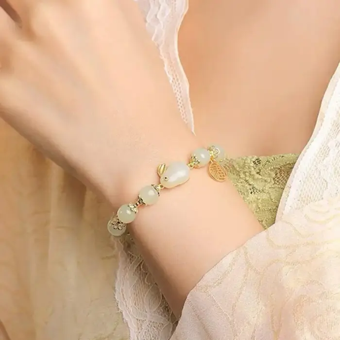 New Year Lucky Rabbit Beaded Bracelet For Women Elegant Red Beads Fu Letter Charm Bracelet Chinese Jewelry Festive Gifts 2 New Year Lucky Rabbit Beaded Bracelet For Women Elegant Red Beads Fu Letter Charm Bracelet Chinese Jewelry Festive Gifts 2