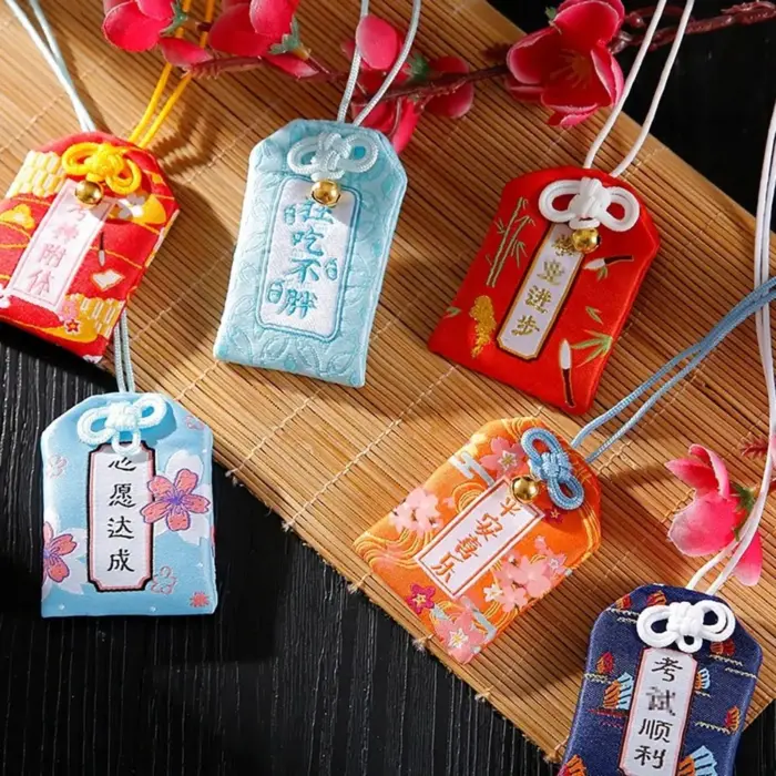 1Pcs New Japanese Prayer Omamori Pray Fortune Beauty Health Safety Lucky Charms Wealth Bag Guard Pendant Keychain Couple Gift 4 1Pcs New Japanese Prayer Omamori Pray Fortune Beauty Health Safety Lucky Charms Wealth Bag Guard Pendant Keychain Couple Gift 4